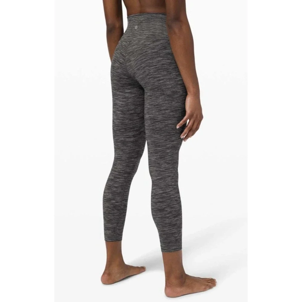 Lululemon Wunder Under High Rise Tight Women's Gray Striped Leggings Size 2‎
